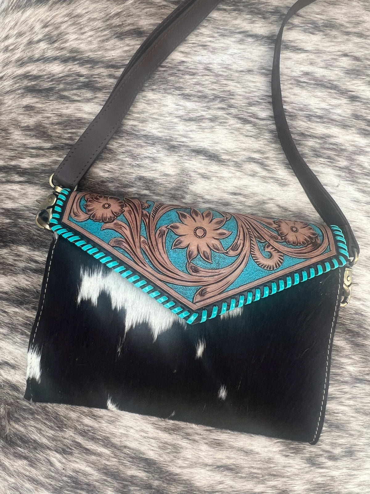 Buckstitch Cowhide Turquoise Tooled Leather Crossbody Purse
