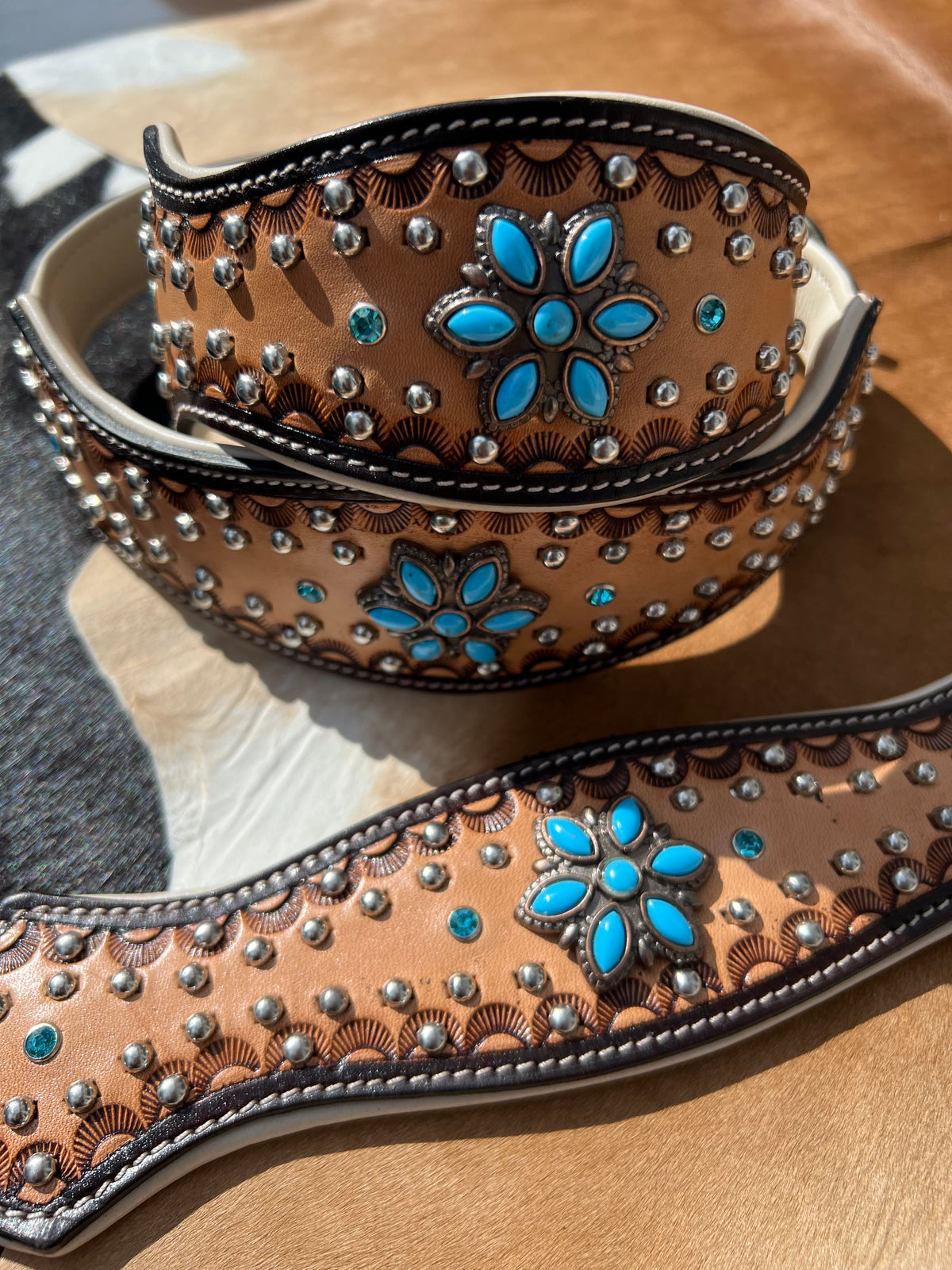 Western Tooled Leather Turquoise Concho Scalloped Dog Collar